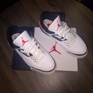 Size 10 Air Jordan 3s RETRO SE